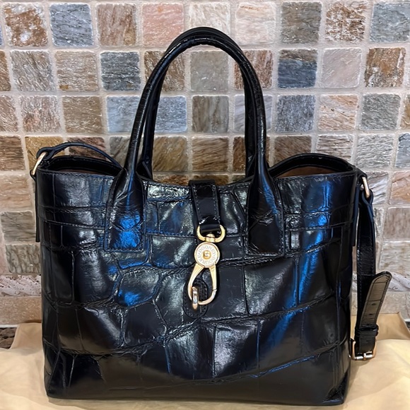 Dooney & Bourke Handbags - Dooney & Bourke Purse